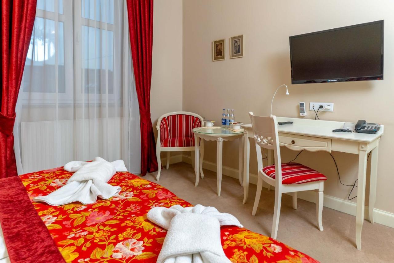 Resovia Residence Hotel*** Rzeszow Exterior photo
