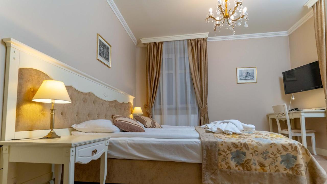Resovia Residence Hotel*** Rzeszow Exterior photo