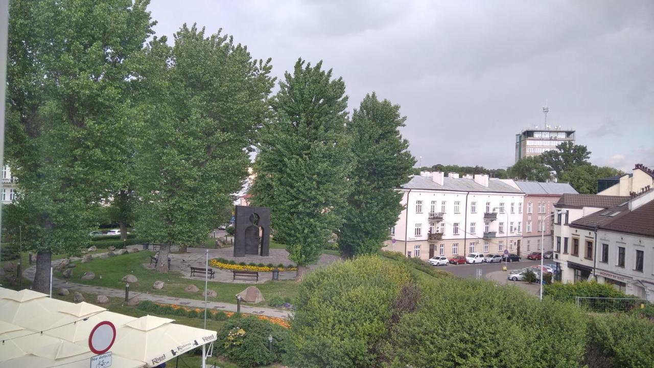 Resovia Residence Hotel*** Rzeszow Exterior photo